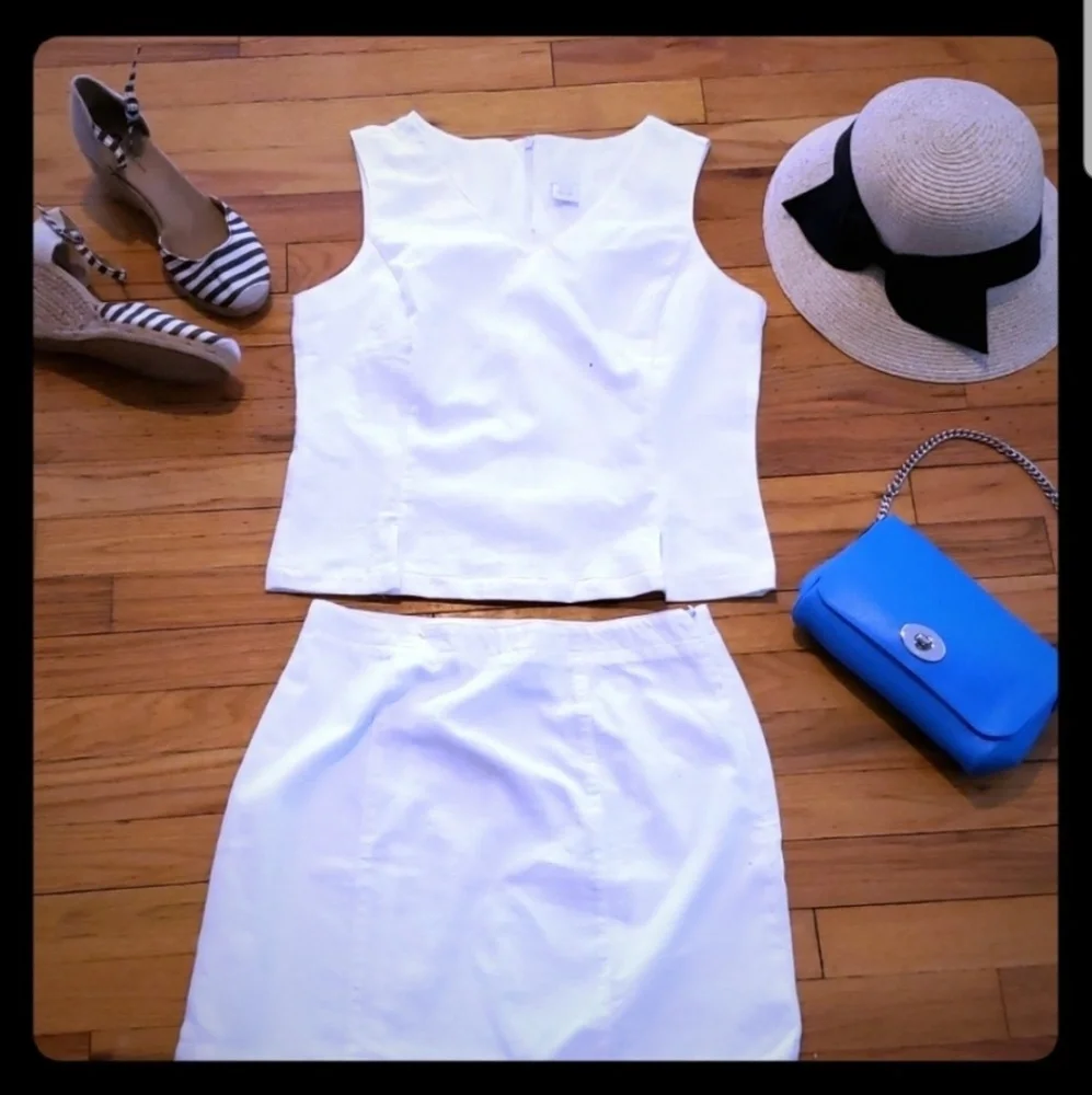 GAP White sleeveless top and skirt set, Medium - Picture 1 of 4
